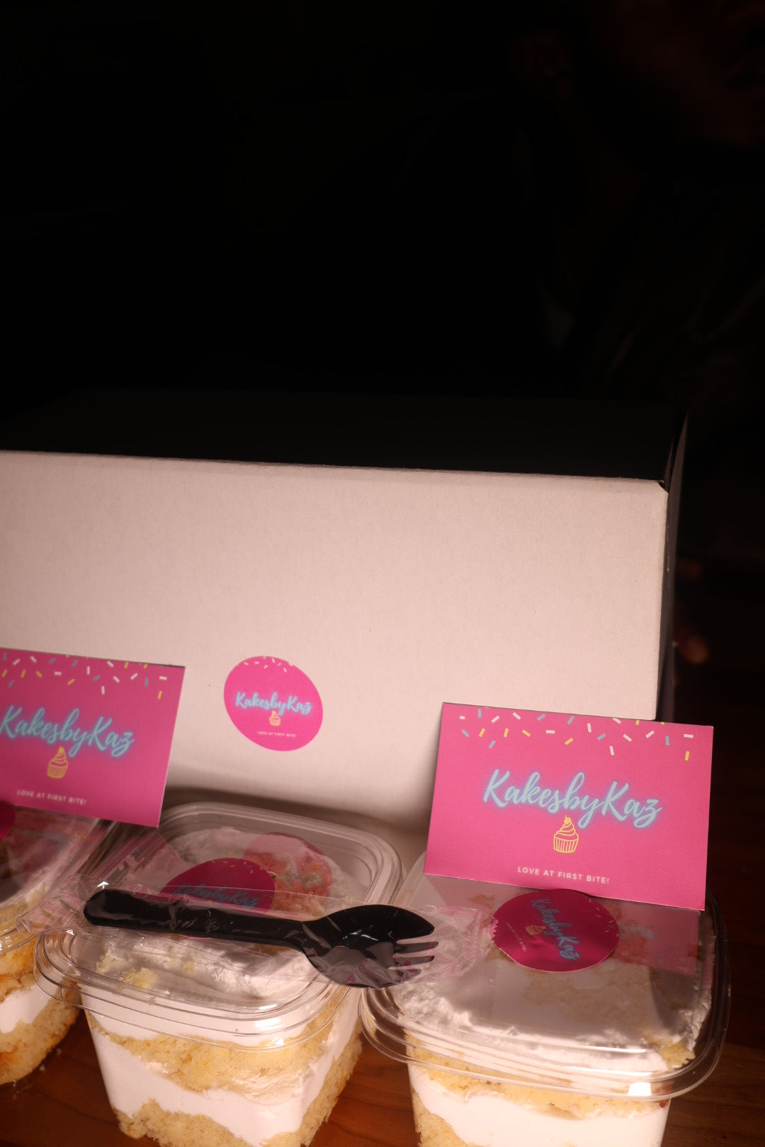 EGGLESS KBK CAKE CUPS