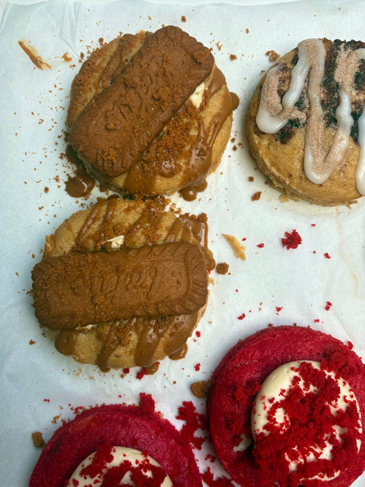 The Kakesbykaz Lotus Biscoff Cookie